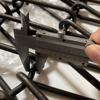 ราคาดี การผลิตสูง สแตนเลสสาย Mesh คอนเวียร์เบลท์สําหรับเครื่องระเบิดทรายอัตโนมัติ ออนไลน์