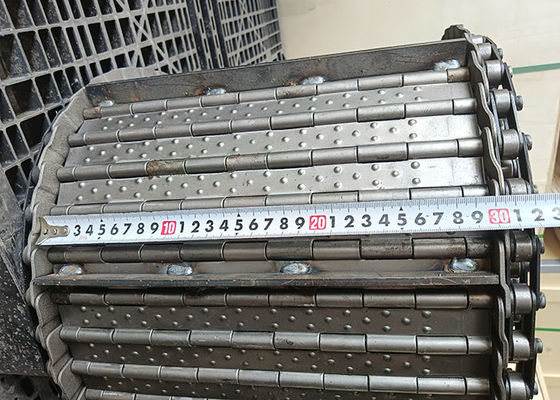CNC Apron Steel Perforated Conveyor Steel Hinge Belt ชิปคอนเวียร์เชือก