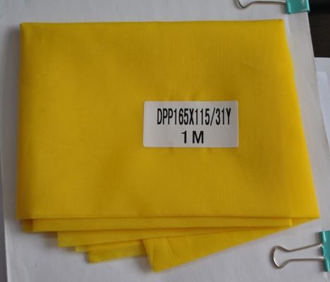 ผ้าไหมพิมพ์หน้าจอตาข่ายโพลีเอสเตอร์ Monofilament, 165T -31 แรงดึง Bolting ผ้าสีเหลือง