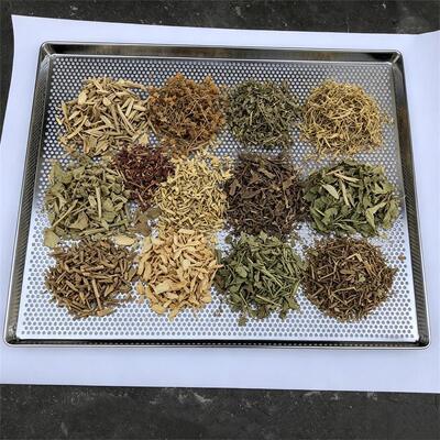 เกรดอาหารวางซ้อนกันได้ 60 x40 ซม. เครื่องขจัดน้ำออกจากอาหารสแตนเลสถาดอบแห้งแบบมีรูสำหรับสมุนไพรผลไม้